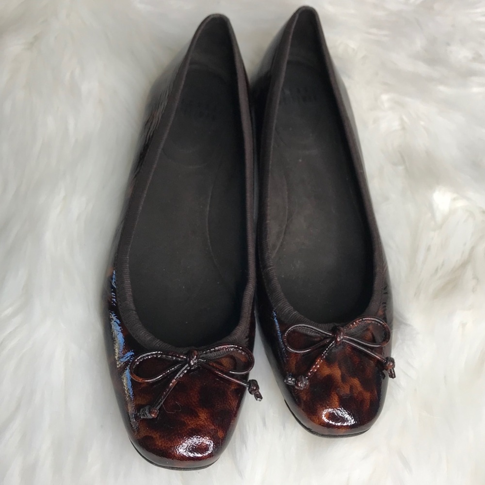 Stuart Weitzman Sz 7.5 Leopard  Patent Leather